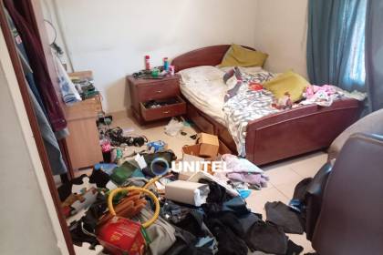 Ladrones huyen en medio de disparos al ser descubiertos robando en una casa