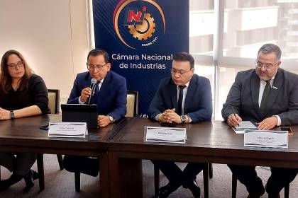 Industriales y exportadores presentan proyecto de ley para anular la disposición de decomisos del PGE