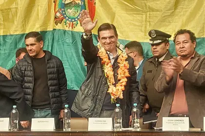 Comité multisectorial se reúne con Paz en Oruro: dólares, combustible y la liberación de exportaciones, los temas en mesa