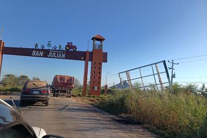 Bloqueo en San Julián cumple su tercer día: camiones siguen varados y choferes claman un cuarto intermedio
