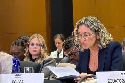 Primera dama de Bolivia participa en la cumbre sobre educación digital que impulsa Melania Trump en EEUU