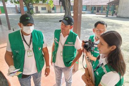 Sedes recolecta muestras de alimentos del colegio donde cinco estudiantes sufrieron náuseas y vómitos 