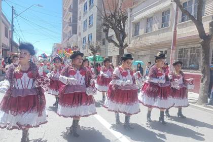 Con baile y música, el Carnaval de Oruro cumple 25 años como Obra Maestra del Patrimonio de la Humanidad