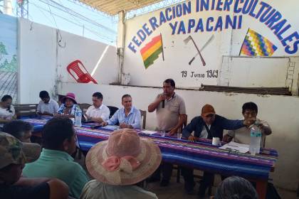 Ministro Justiniano anuncia acuerdo para que se levante el bloqueo en Yapacaní