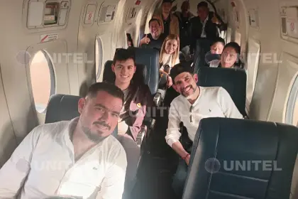 UNITEL acompaña al gobernador en su vuelo de regreso a Santa Cruz