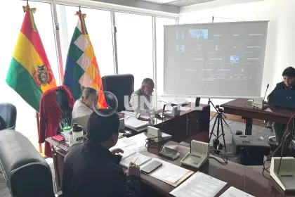 Comisión de Constitución de Diputados sesiona para tratar proyectos de ley de elección de vocales del TSE