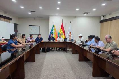 Tras reunión con el Gobierno, Transportistas descartan paro por el precio del diésel
