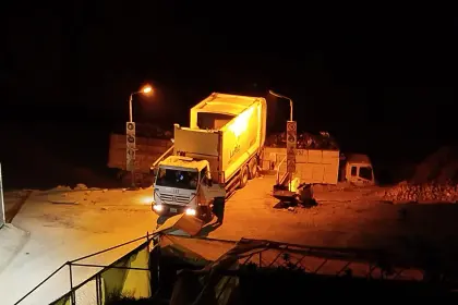 Acuerdo entre Alcaldía y trabajadores del relleno reactiva recolección de basura en La Paz tras ocho días de conflicto