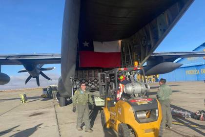 Chile envía avión con ayuda humanitaria ante los bloqueos en Bolivia