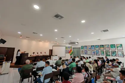 Anapo renueva su directorio y ratifica a Abraham Nogales como presidente para 2026-2027