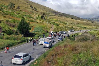 Bloqueos persisten este martes: Cochabamba concentra los puntos de cierre en carreteras