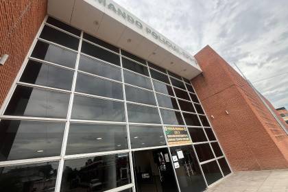 Fiscalía buscan identificar a los vecinos que golpearon a un presunto atracador en el Plan Tres Mil