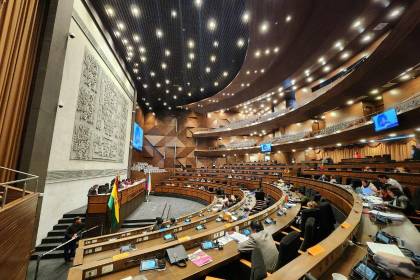 Debate en Diputados ingresa en pausa para dar paso a la sesión del pleno del Legislativo que abordará el crédito de $us 100 millones de Japón