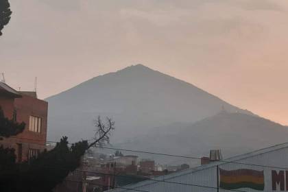 La humareda de incendios llegó hasta Potosí donde declararon alerta sanitaria por contaminación del aire