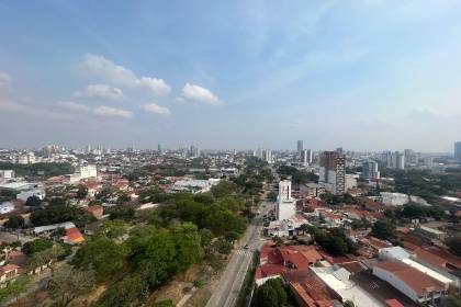 Altas temperaturas y fuertes vientos continuarán en Santa Cruz, según pronóstico