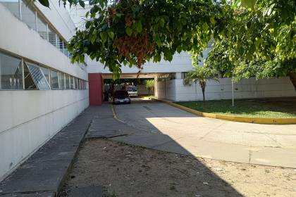 Hombre que disparó a su concubina de 19 años fue denunciado por violación por la misma víctima