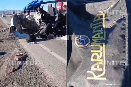 El grupo Karumanta sufre fatal accidente en la ruta a Oruro y el minibús queda reducido a chatarra