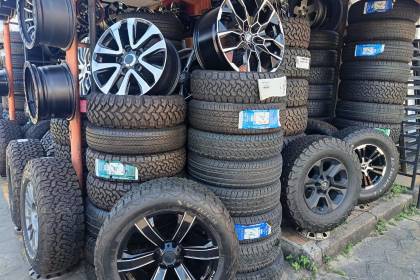 Precios de llantas disminuyeron hasta un 20%, reportan en tiendas de repuestos y compradores