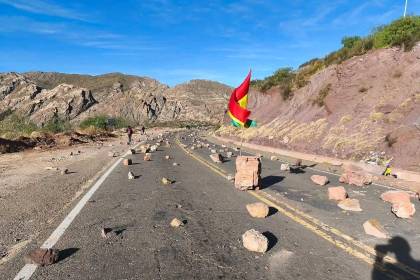 Bloqueadores no asistieron al diálogo y los cortes de vías suben a 77 en seis departamentos