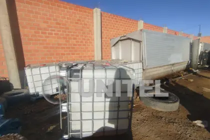 Allanan inmueble en El Alto donde acopiaban ilegalmente 22.000 litros de combustible