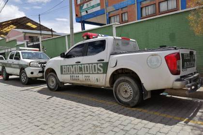 Hombre muere luego de caer de un segundo piso cuando consumía bebidas con sus familiares
