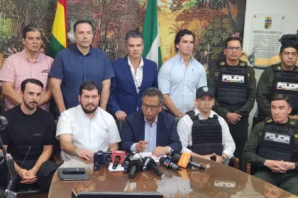 Gobierno anuncia la creación de un grupo táctico en la Policía para combatir al crimen organizado en Santa Cruz