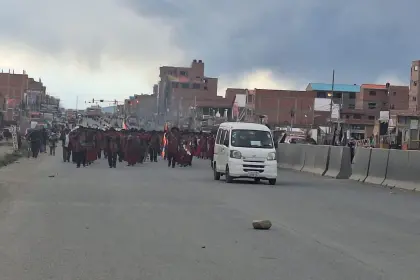 Ponchos Rojos advierten que cercarán la ciudad de La Paz exigiendo la abrogación del Decreto Supremo 5503