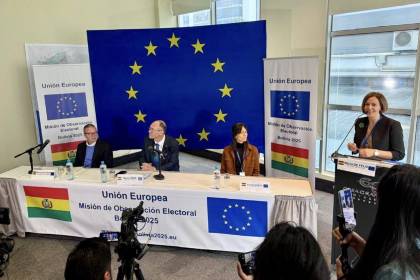 La UE anuncia que se reunirá con todos los candidatos registrados y pide resolver conflictos de manera pacífica