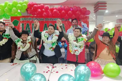 Exvocal Tahuichi es proclamado candidato a la Alcaldía de El Alto por Jallalla