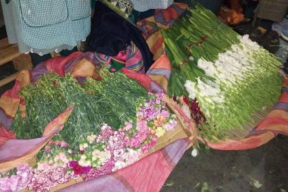 Floricultores se declaran en emergencia por el contrabando y advierten con iniciar bloqueos
