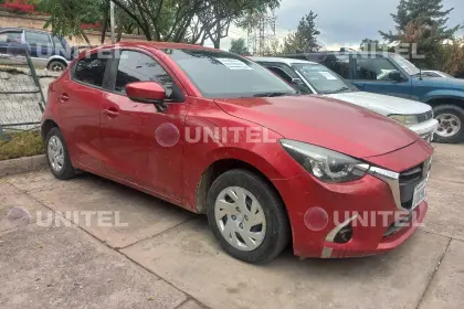 Recuperan en Cochabamba cuatro vehículos robados; uno de ellos con reporte en Chile