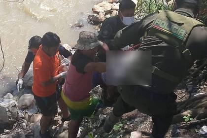 “No tiene signos de violencia”: Un hombre fue hallado sin vida en el río Coroico; la Policía busca identificarlo