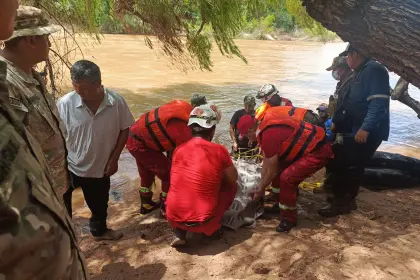 Confirman que cuerpo rescatado en el río Parapetí es del niño que fue arrastrado por el agua hace dos días