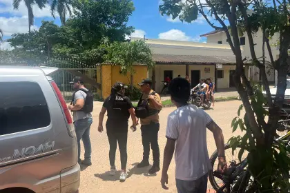 Doble crimen: Aprehenden al hombre acusado de asesinar a su madre y a su hermano; estaba oculto en el baño de su casa