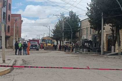 Paralizan búsqueda de desaparecidos en Viacha ante riesgo de nueva explosión