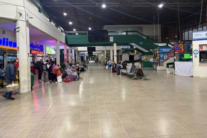 Suspenden viajes por la ruta nueva Cochabamba – Santa Cruz y la carretera a Beni debido a bloqueos