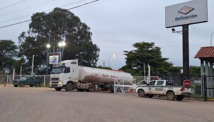 ANH niega desabastecimiento de combustible en Cochabamba y responsabiliza a las RRSS por “desinformación” 