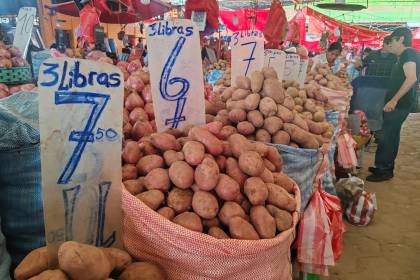 Mercados cruceños: Los abarrotes suben, pero bajan las verduras y el huevo 