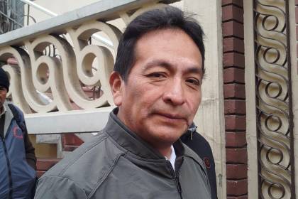 Óscar Chirinos presenta su candidatura a la Alcaldía de El Alto y Clemente Gutiérrez irá a la Gobernación paceña
