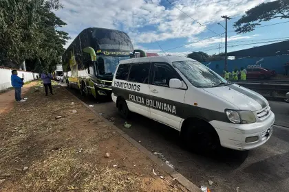 Identifican al chofer que murió esperando cargar diésel en un surtidor; había llegado de Argentina a Santa Cruz