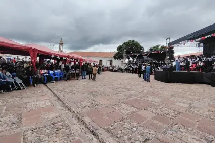Prohíben el uso de agua durante la celebración del Carnaval de Antaño en Sucre y advierten con sanciones