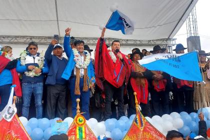 Jhonny Fernández llegó a El Alto donde fue proclamado como candidato para las elecciones generales