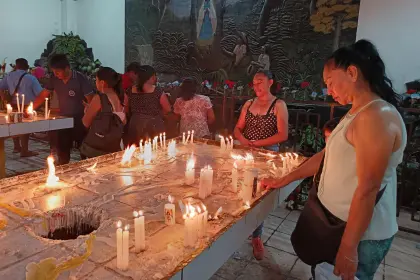 Romería: Feligreses llegan al Santuario de Cotoca y expresan su fe y devoción a la ‘Mamita’