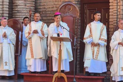 “¿Por qué no podemos dialogar?”: Iglesia Católica hace un llamado a la paz y unidad en Corpus Christi