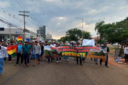 Cañeros marchan y se declaran en emergencia: exigen anular el decreto por el diésel