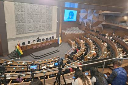 ALP: Se instala sesión para designar al Contralor General del Estado; opositores piden aplazarla