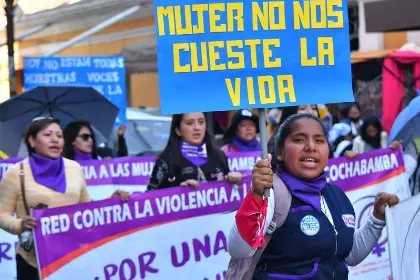 Fiscalía reporta 73 feminicidios y 27 infanticidios en lo que va de 2025