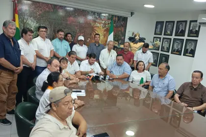 “El Gobierno cedió ante la extorsión”: Cívicos invitan al presidente Paz a una reunión