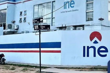 Yuri Miranda será el nuevo director del INE, anuncia el ministro de Planificación