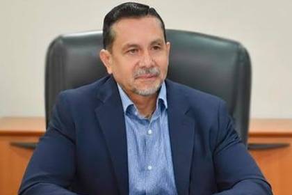 Presidente de la Aduana sufre un paro cardiaco en una reunión en frontera con Brasil